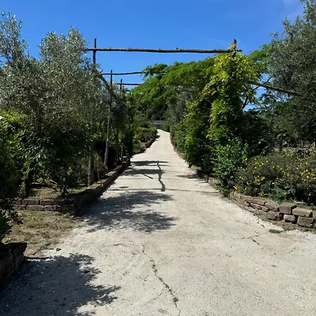 Piccolo Paradiso *